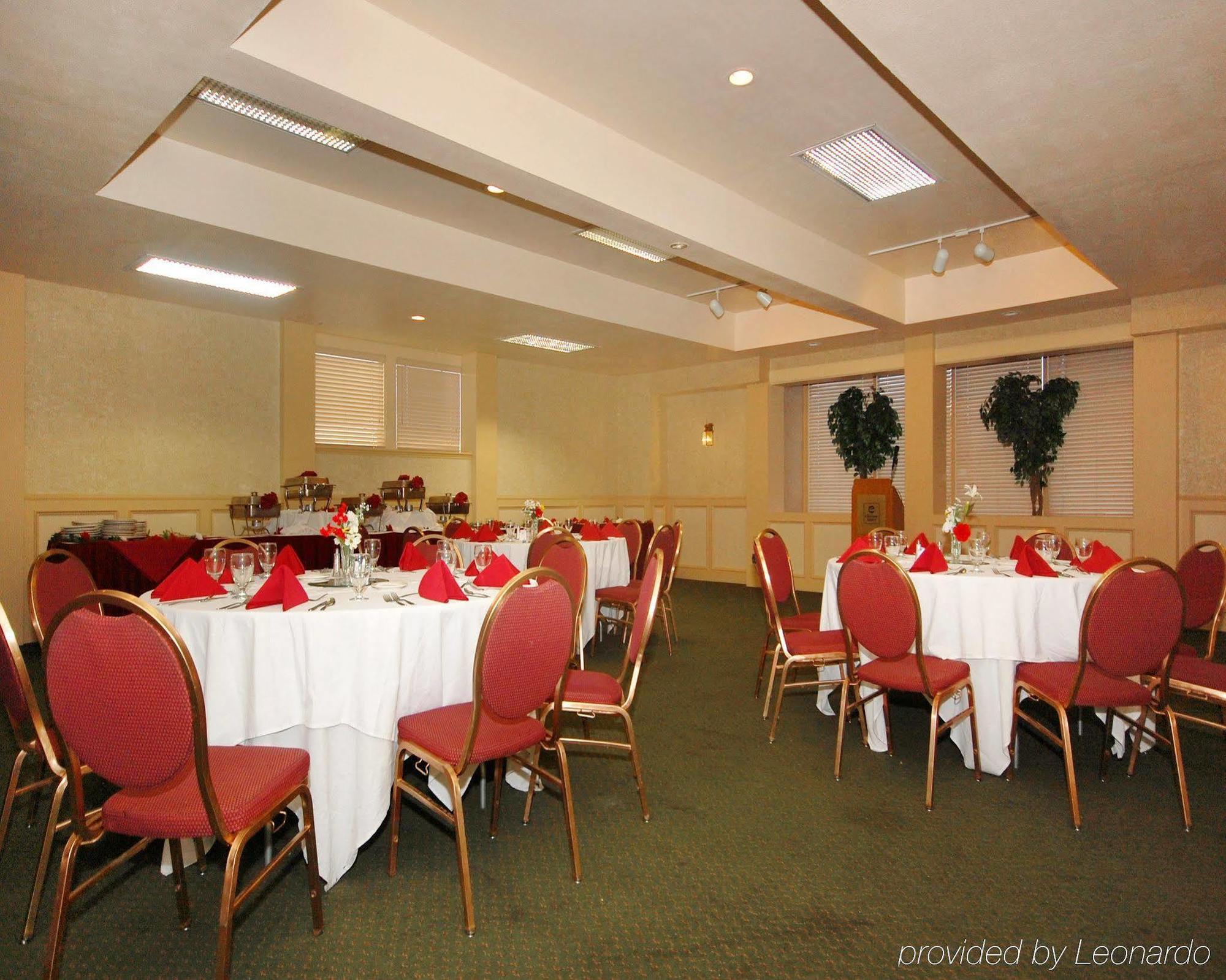 Clarion Hotel & Conference Center קולורדו ספרינגס מראה חיצוני תמונה