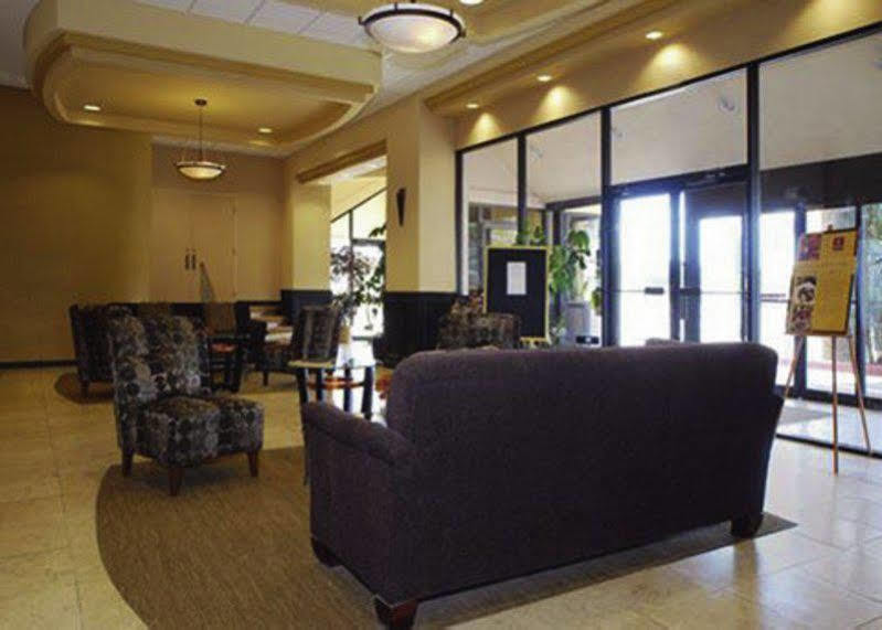 Clarion Hotel & Conference Center קולורדו ספרינגס מראה חיצוני תמונה